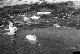 Hans Brandvold swimming