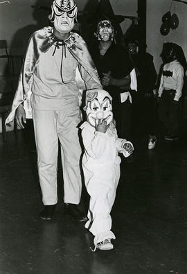 Dale and Leslie Harry in costume