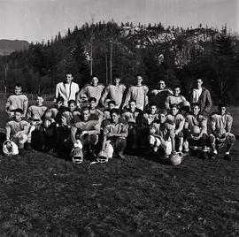 Football team photo