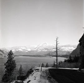 Road, water and mountains